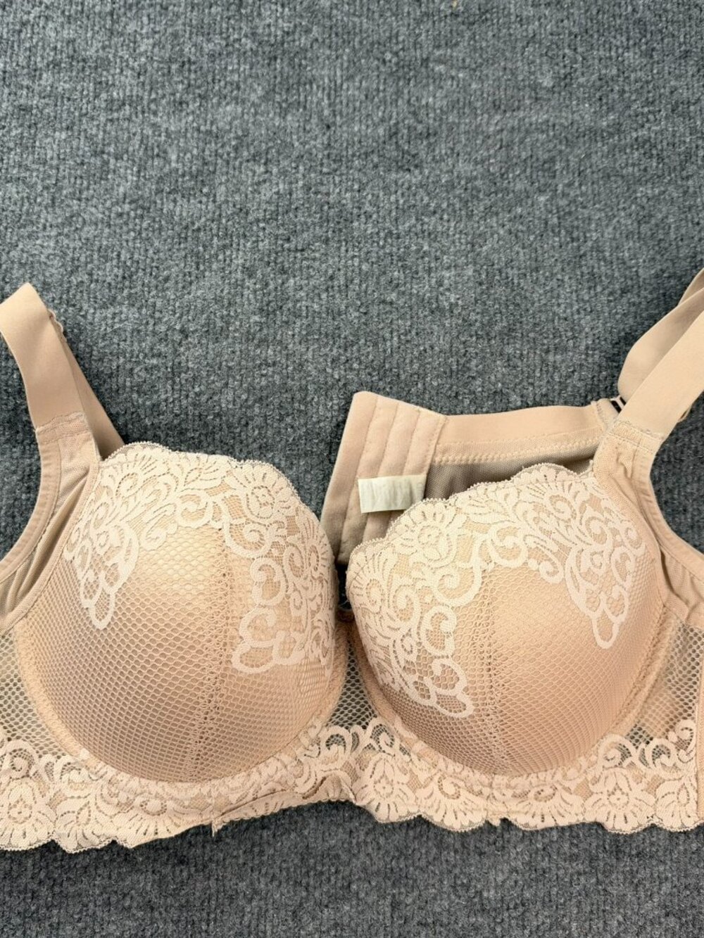 Nude Lace Padded Bra 90DUS 40D Underwire Mesh Band Minor Stain Surface Lint Flaw